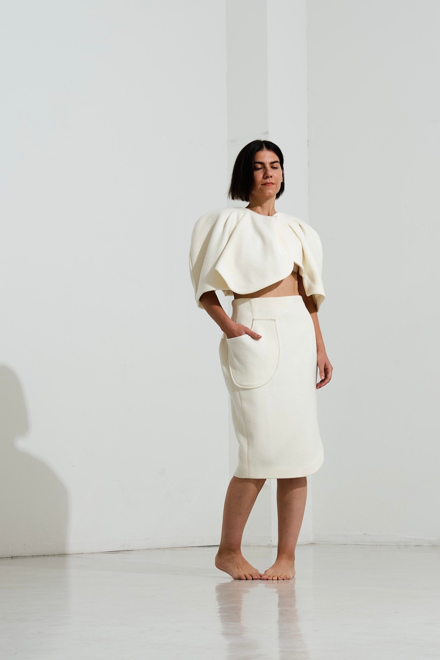 odd mini cape | nadia