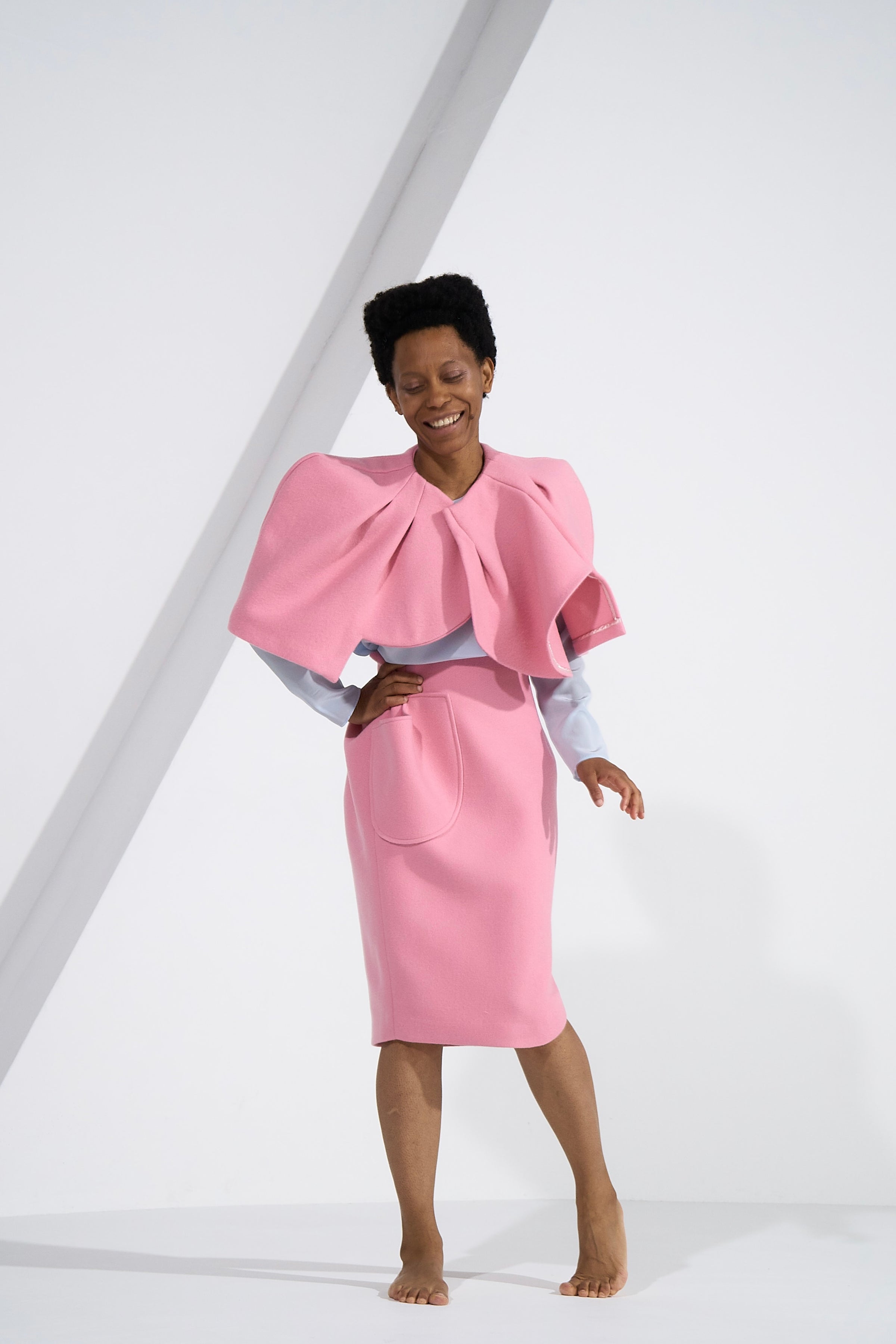 odd mini cape | nadia